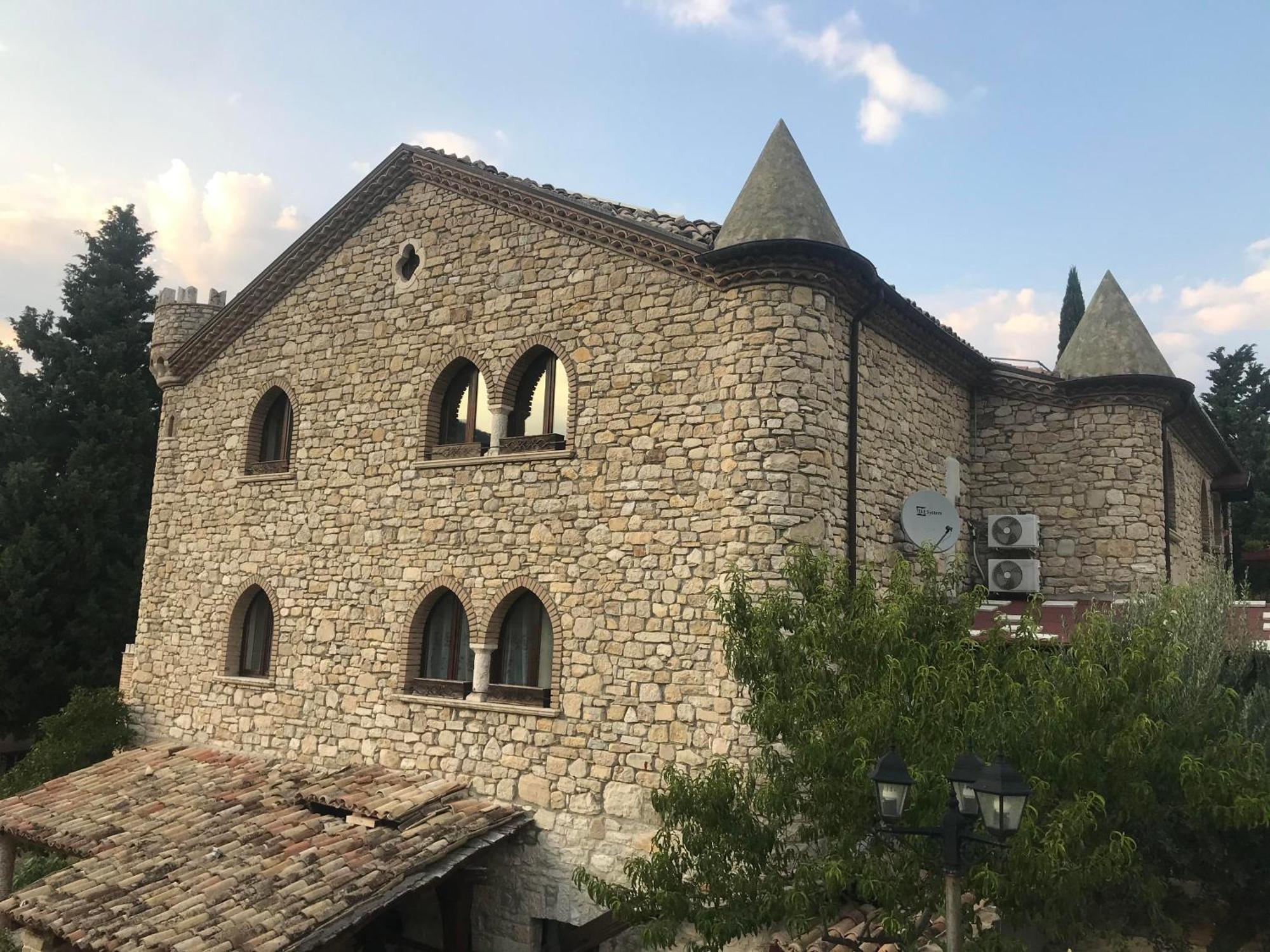 Hotel Lo Smeraldo Roccavivara Екстериор снимка